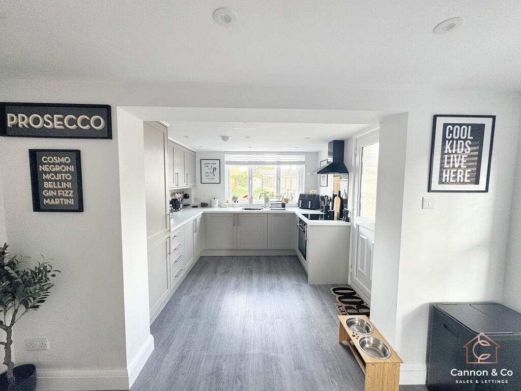 Kitchen (1)