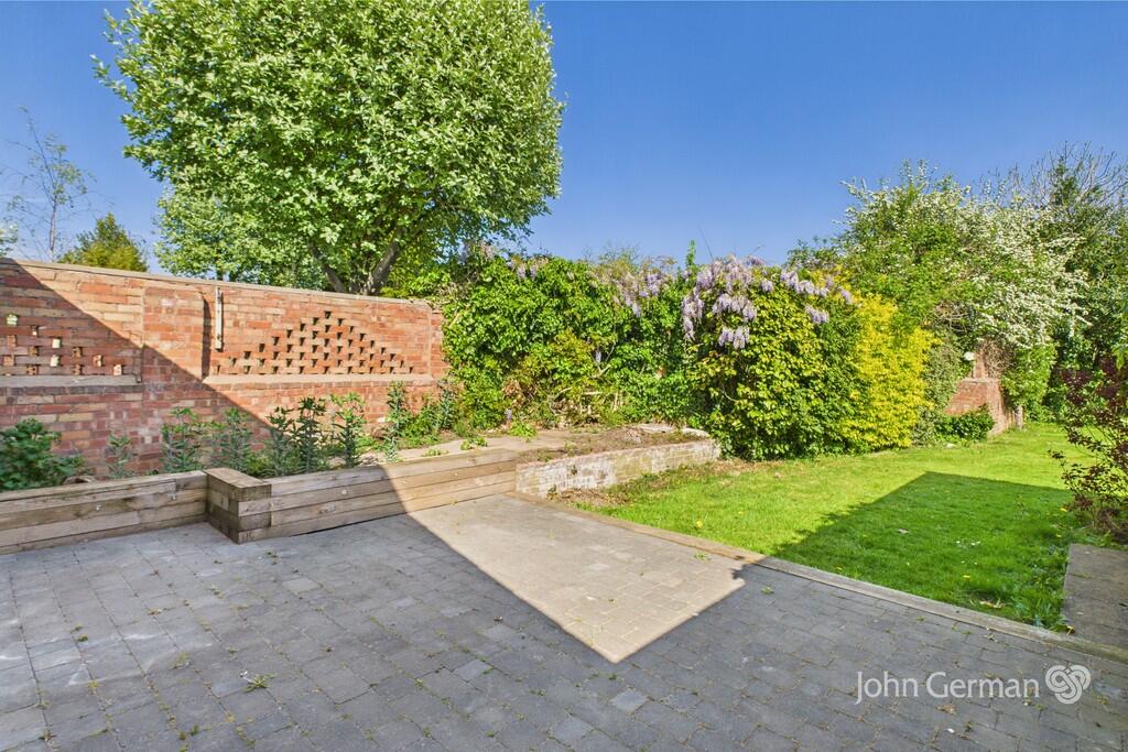 CAM05058G0-PR0094...