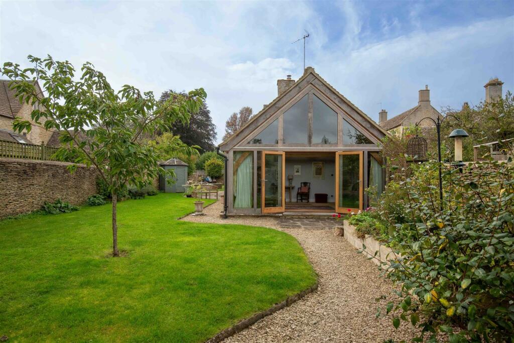 (Web)AveryCottage42-8996.jpg