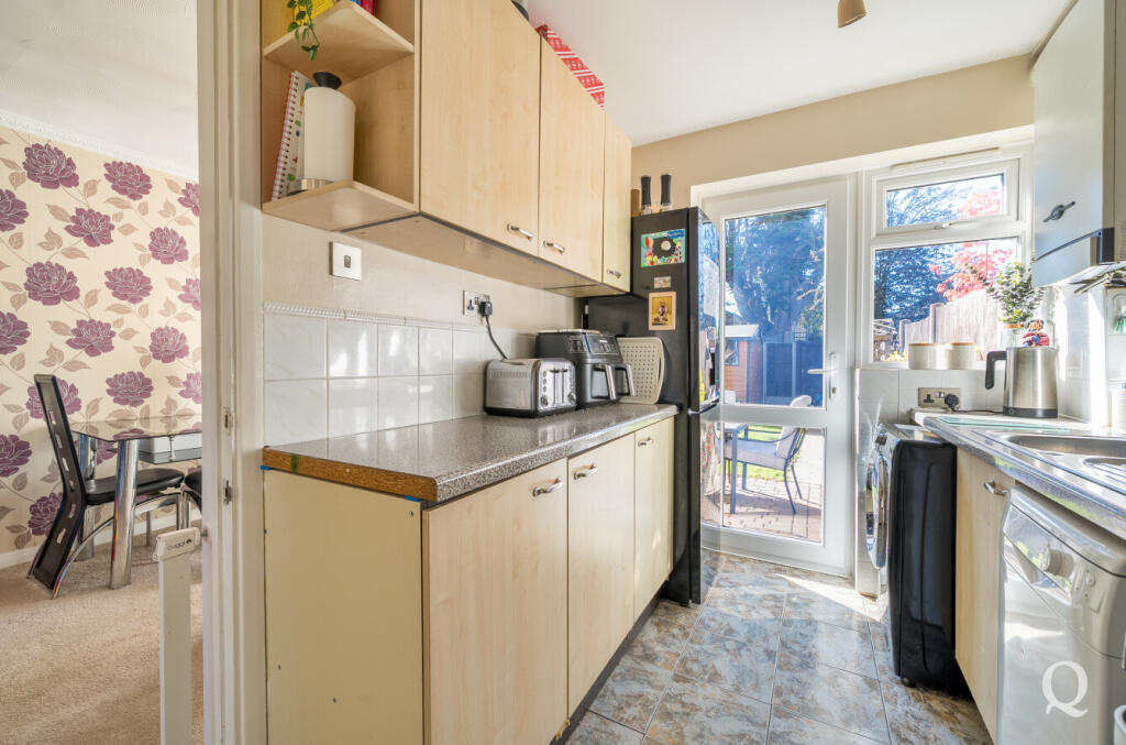 c2261273-a005-4c5...