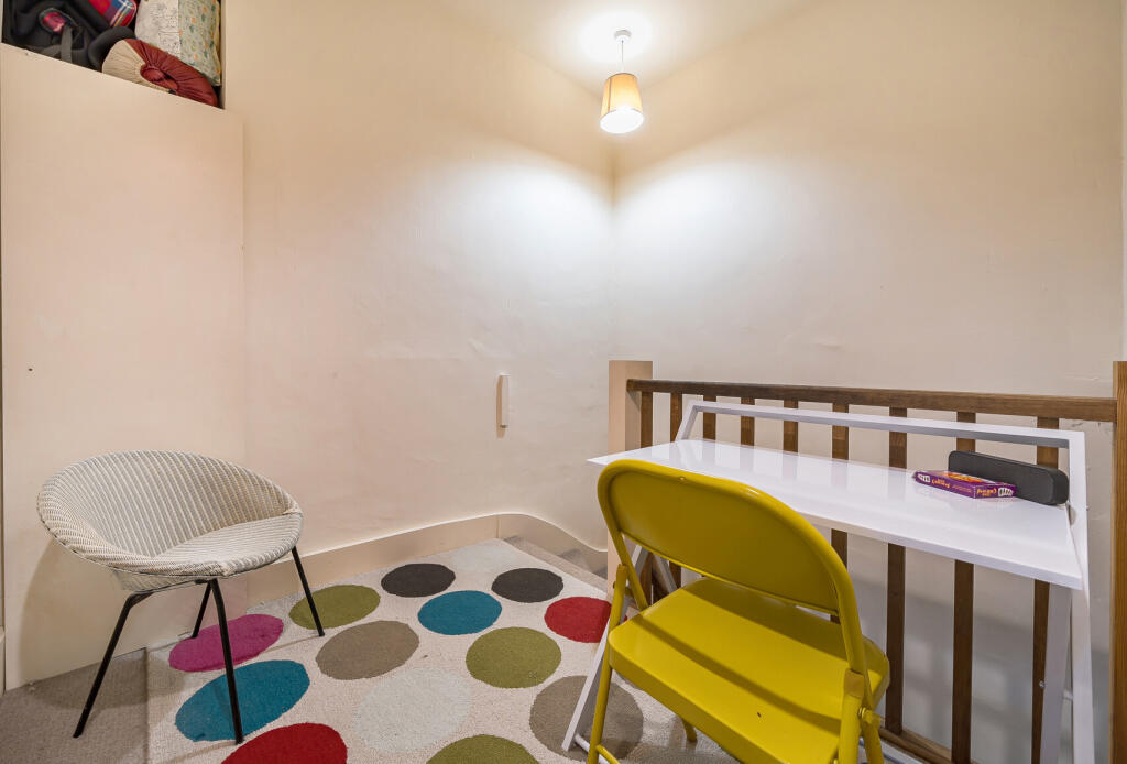 1372510-20-6911ee...