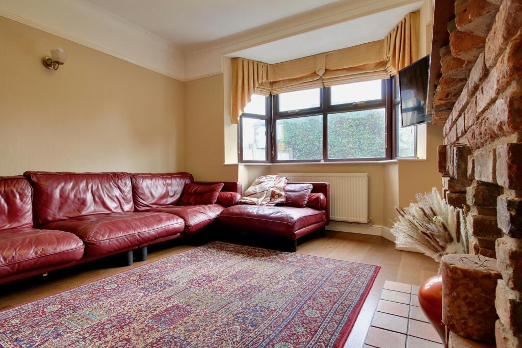 Lounge - reverse view