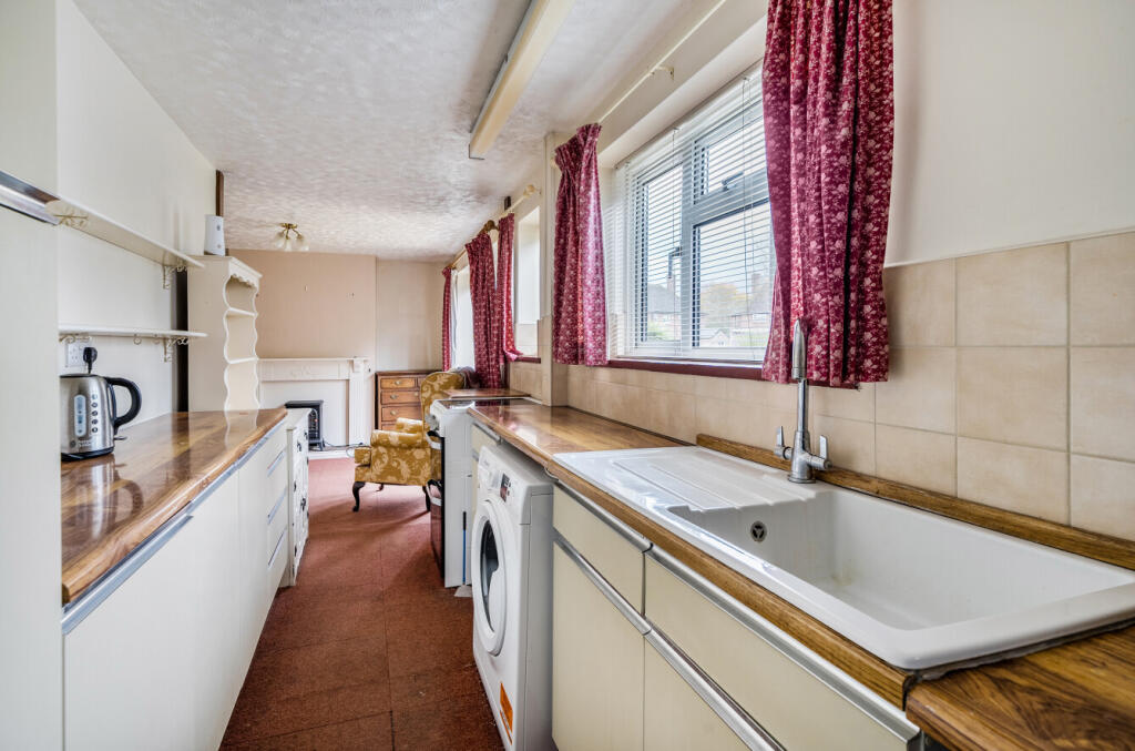 1375233-7-6904cdd...