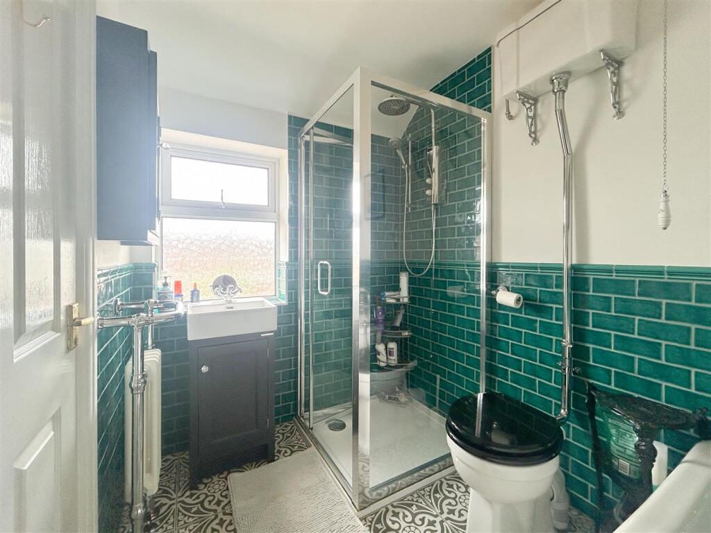 Ensuite Bathroom
