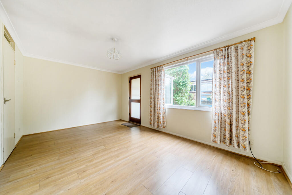 1295805-21-682628...