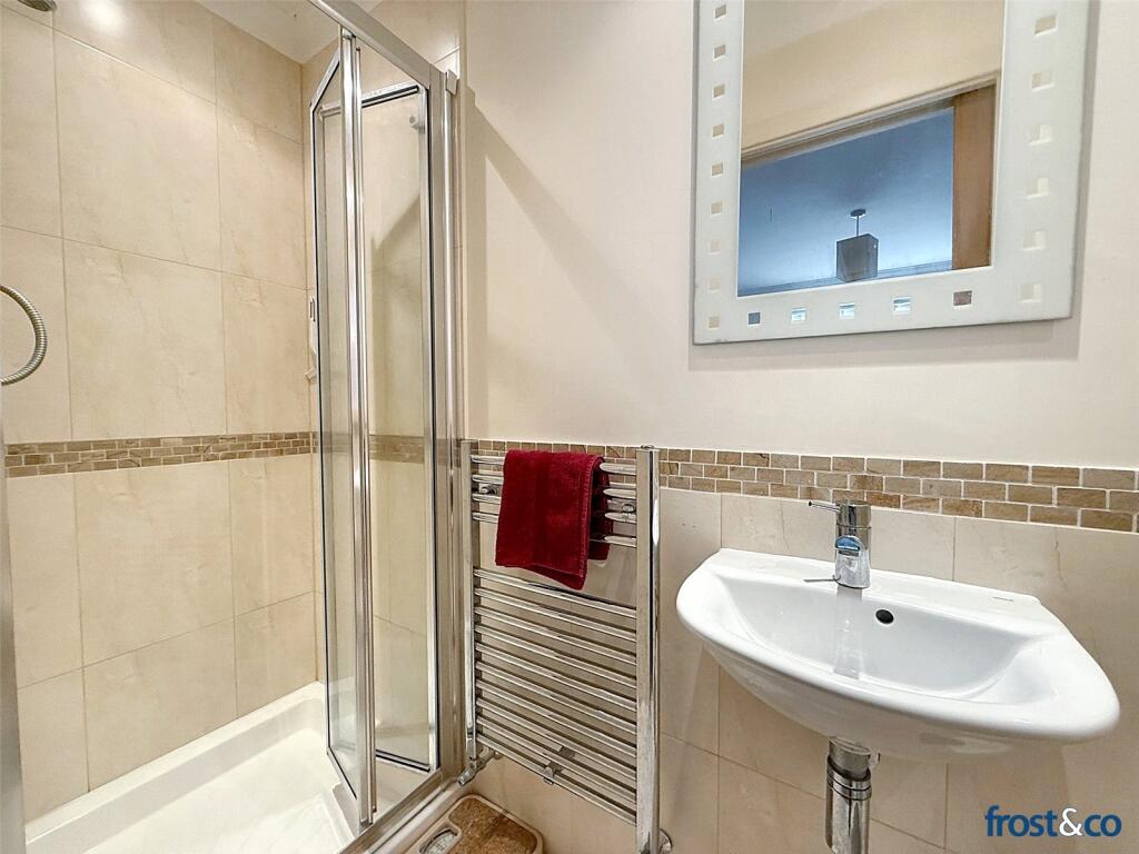 Ensuite