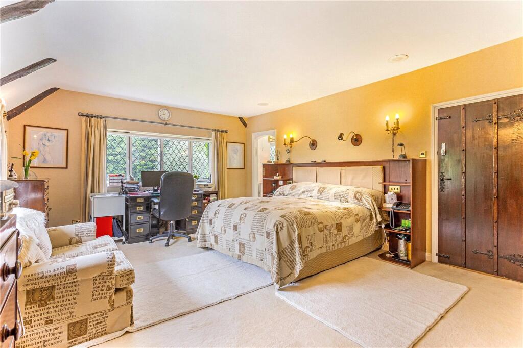 Main Bedroom