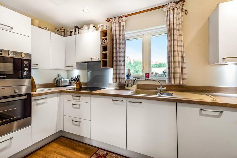 Kitchen with integrated appliances