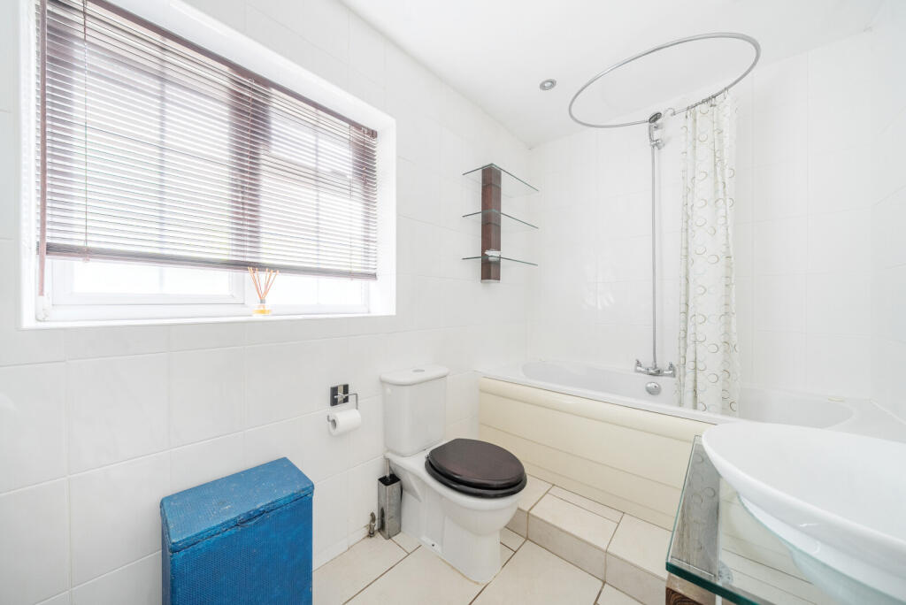 1339876-9-689c6ee...