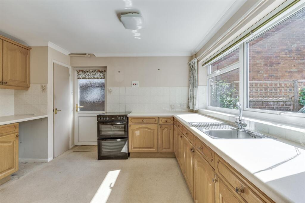 Stevenage Road 6-15.jpg