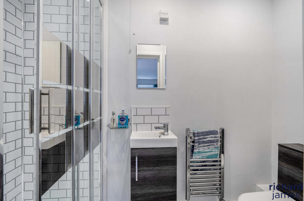 99d5e6f8c70c4839b902cfa1a6f3528a