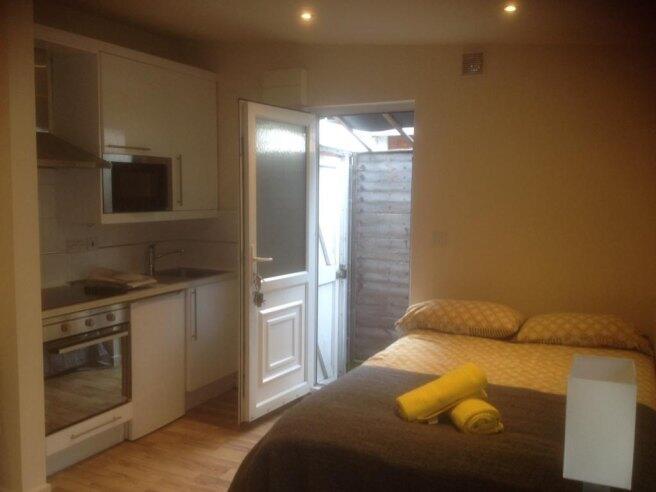 ash-grove-nw2-3ll-983209