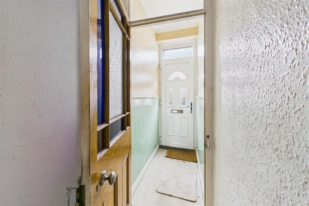 24 Somerset Terrace, Windmill Hill, Bristol BS3 4L