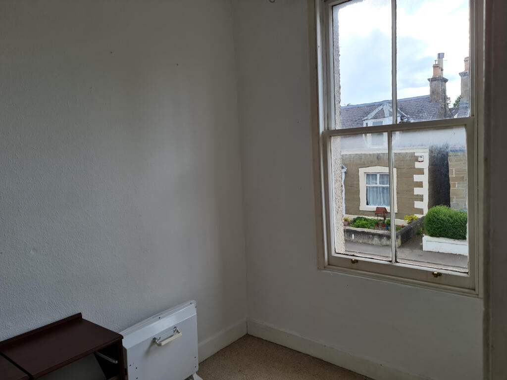 Bedroom 2 pic 1