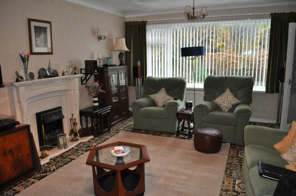 4 High View Gardens, Derwen Fawr, Swansea, SA2 8ER