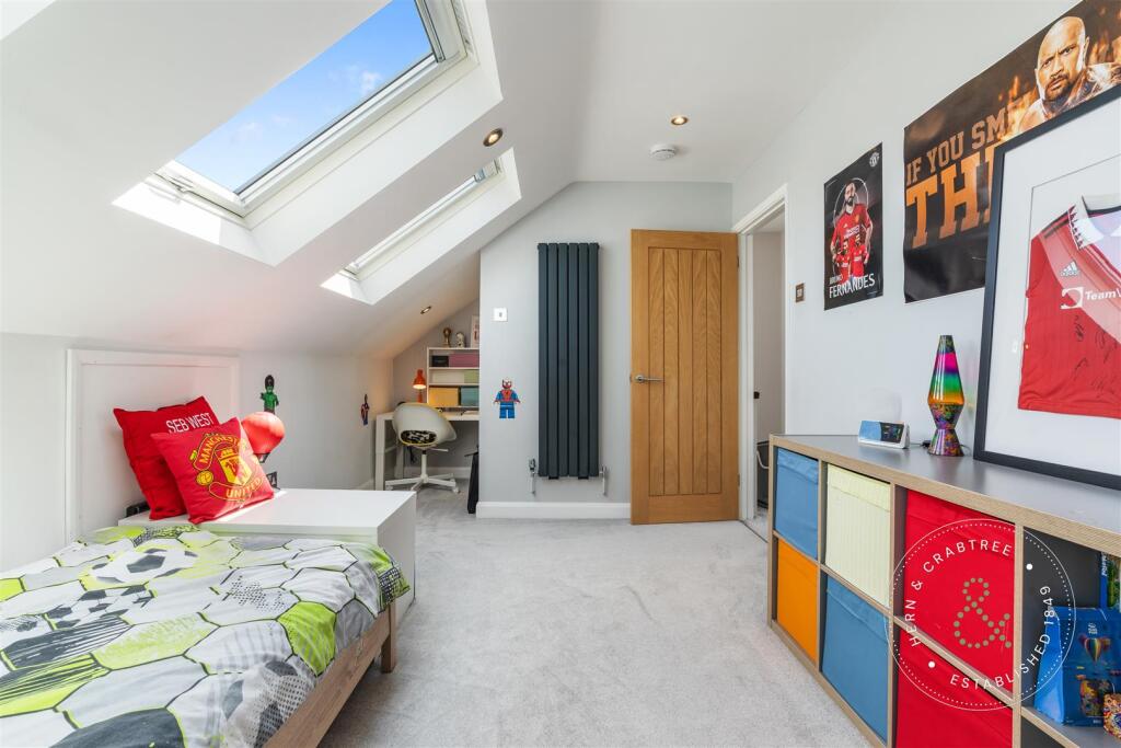 St Asaph Close, HernCrabtree (38).jpg