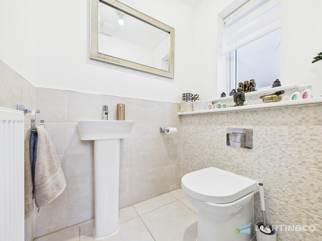 CAM02318G0-PR0562...