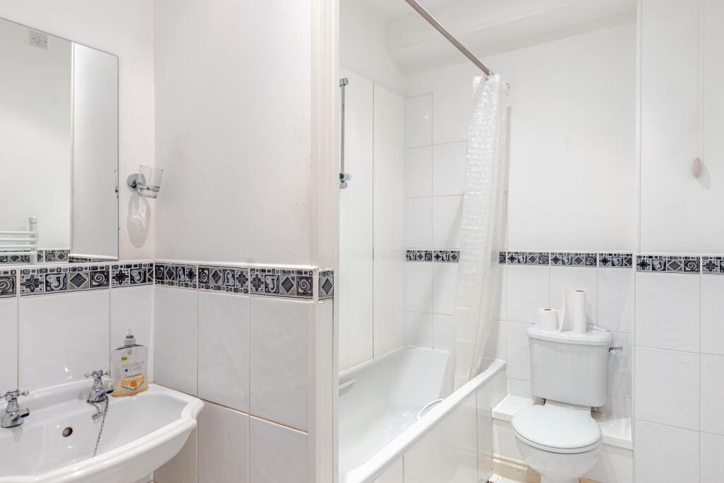 bathroom2