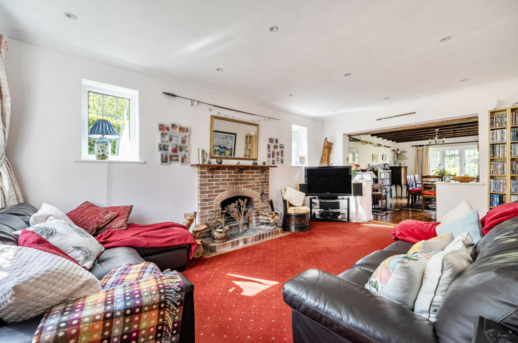 1347318-16-68b5ad...