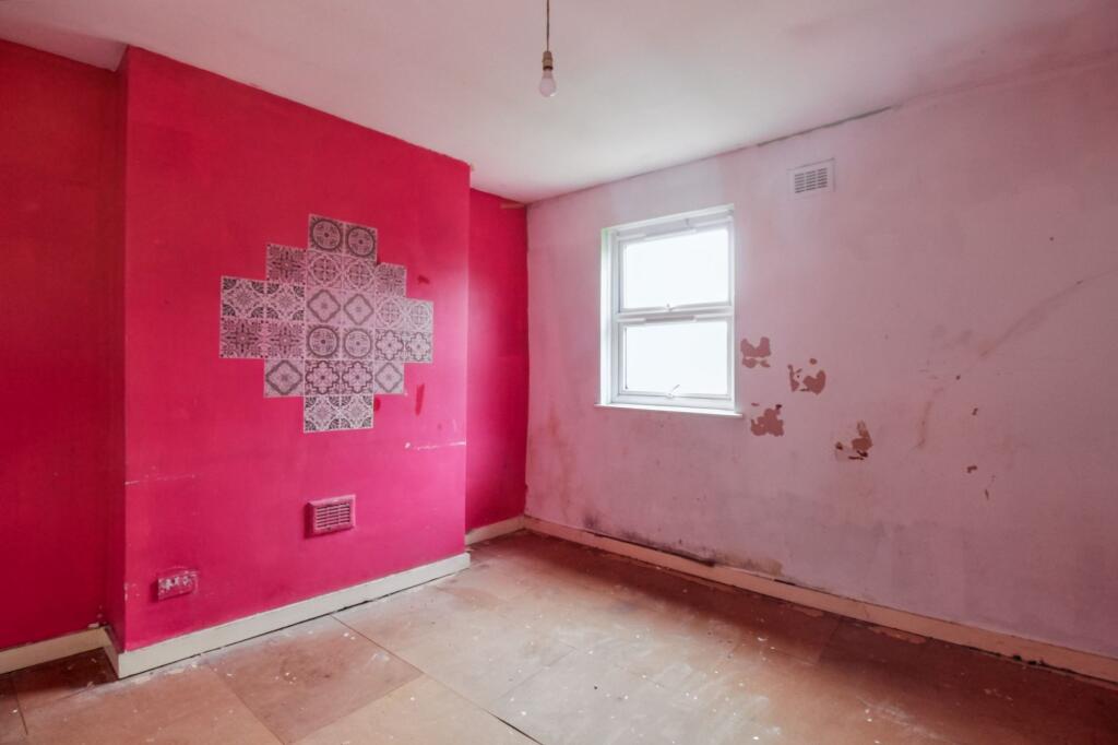 Flat B, 6 Palmerston Road, Forest Gate, London E7 8BH