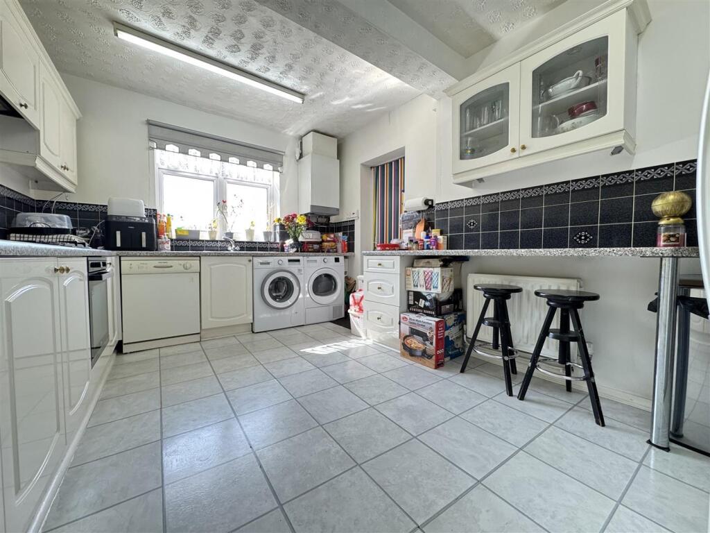 IMG_0331 (Large).JPG