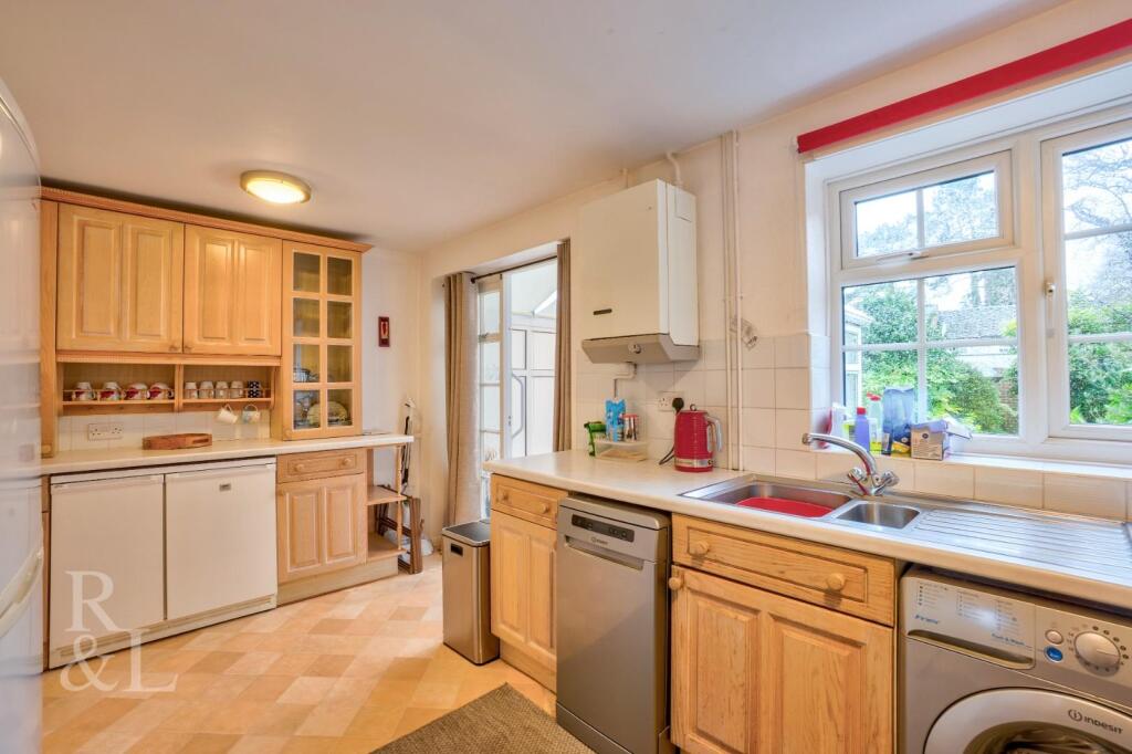 10 Trinity Court (12).jpg