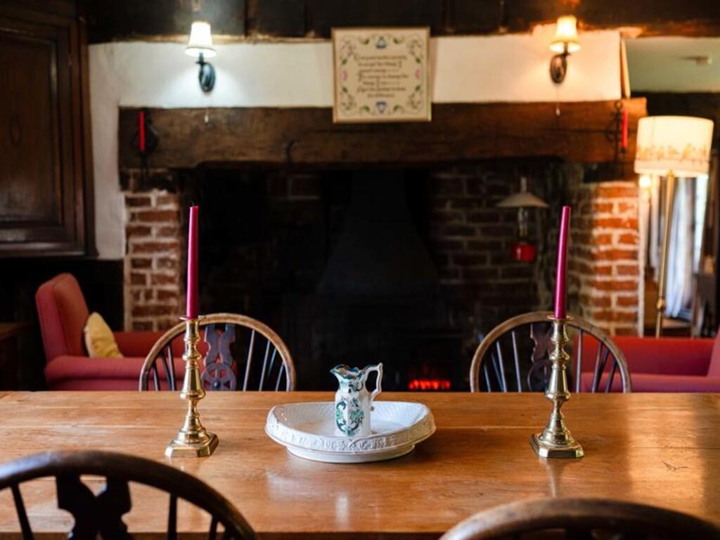 Hill Farmhouse Gr...