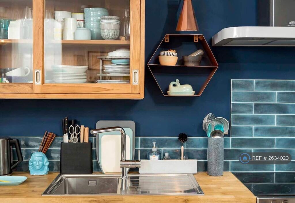 Living Space / Diner / Kitchen