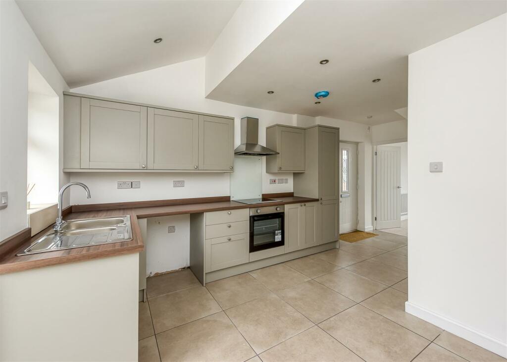 30 Sandringham Road-Kitchen B.jpg