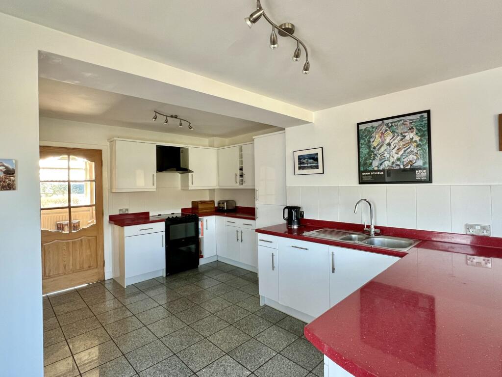 2 Rosemount Terrace, New Galloway, Castle Douglas 