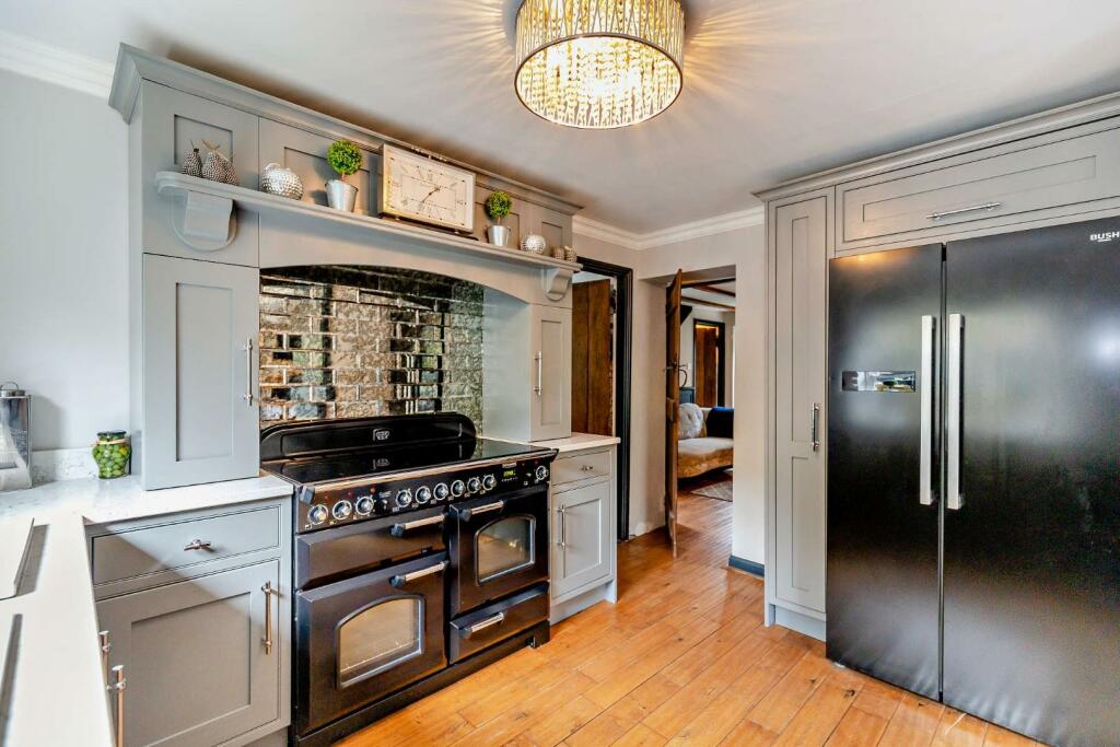 8594436-interior09-800.jpg