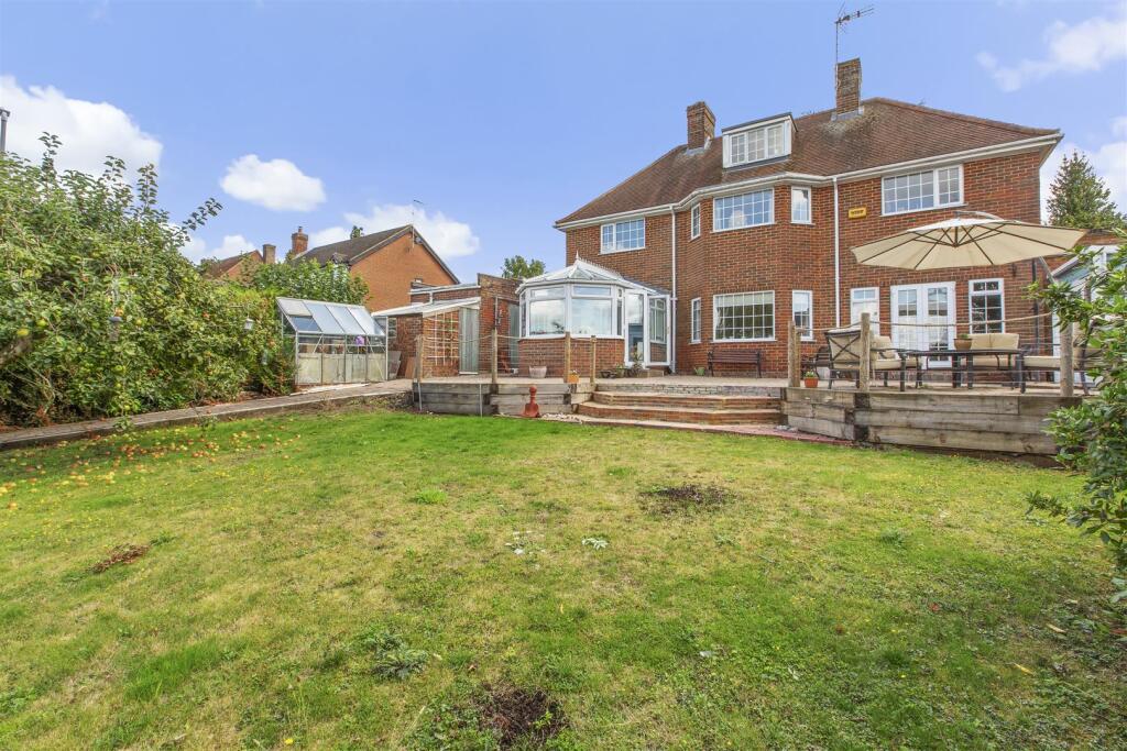 11 Brands Hill Avenue, HP13 5PZ-13.jpg