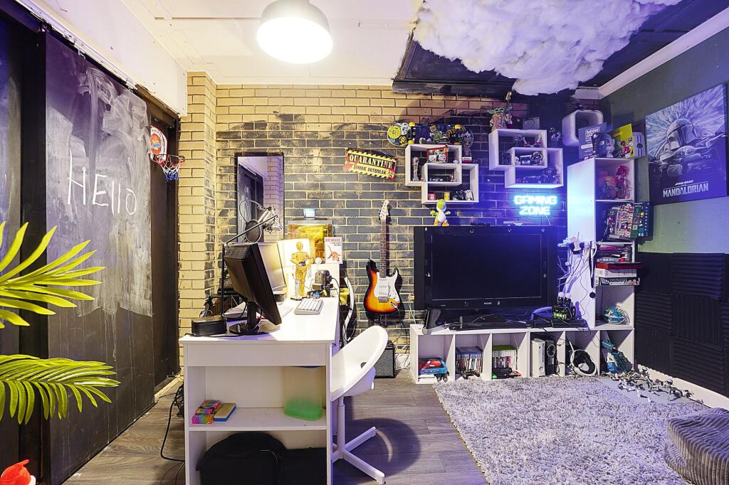 Hobby Room