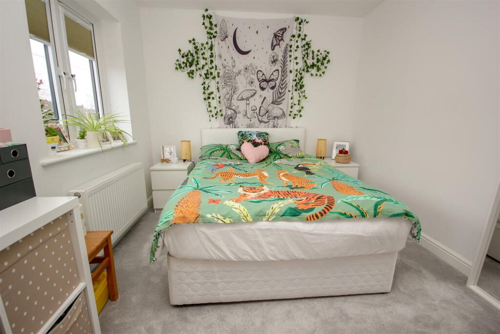 Bedroom 3a.jpg