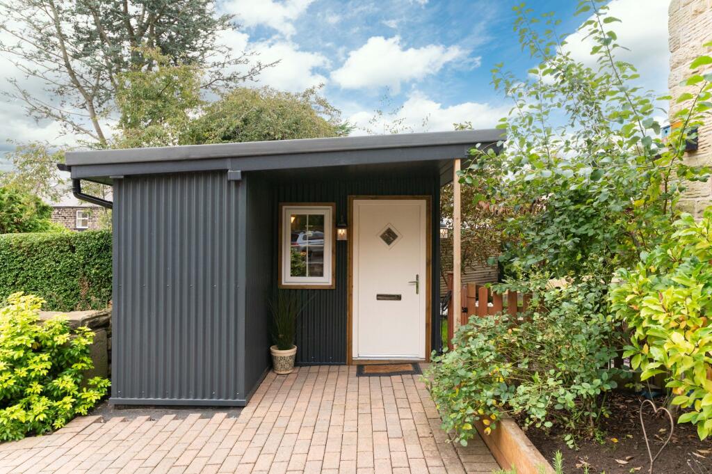 GARDEN ROOM/HOME OFFICE