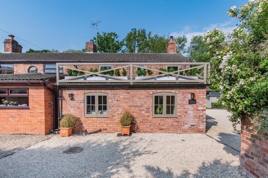8652692-exterior04