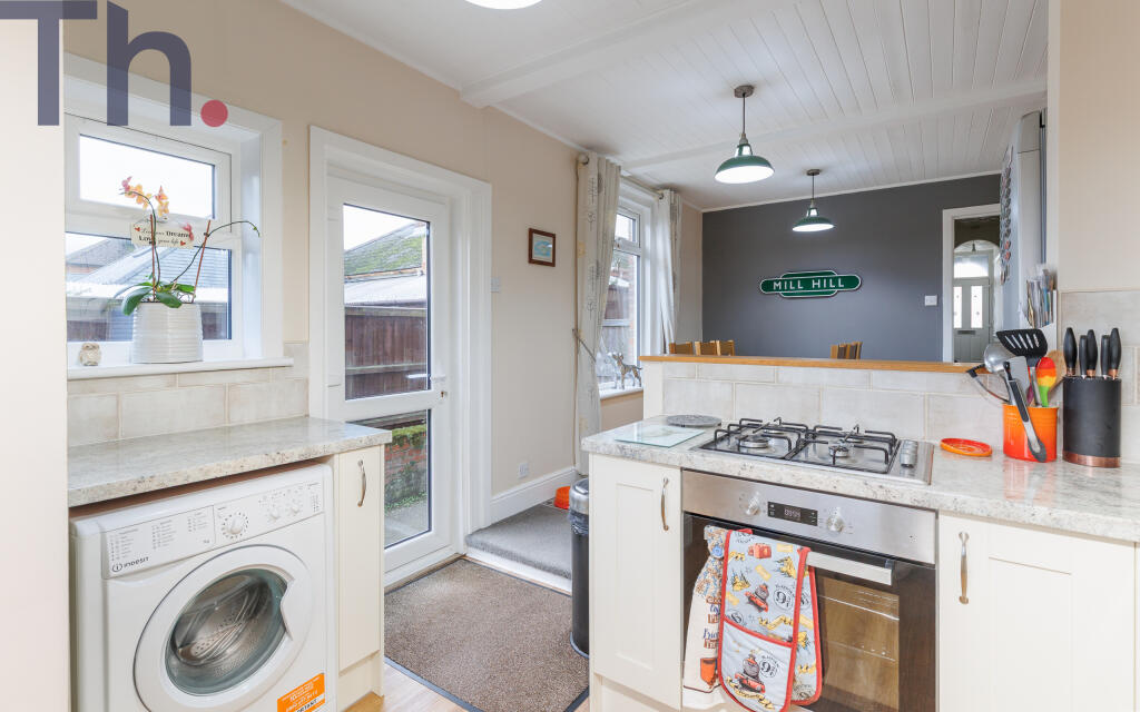 Kitchen &amp; Dining Room