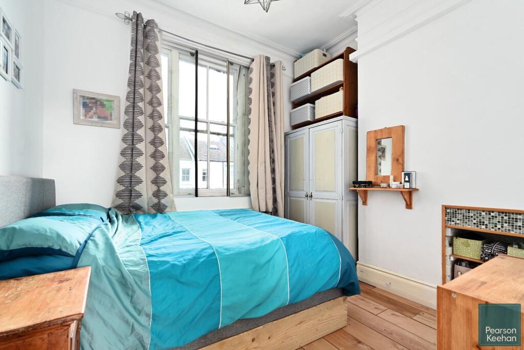 1st-floor-flt-7-college-terrace-bn2 (3).jpg