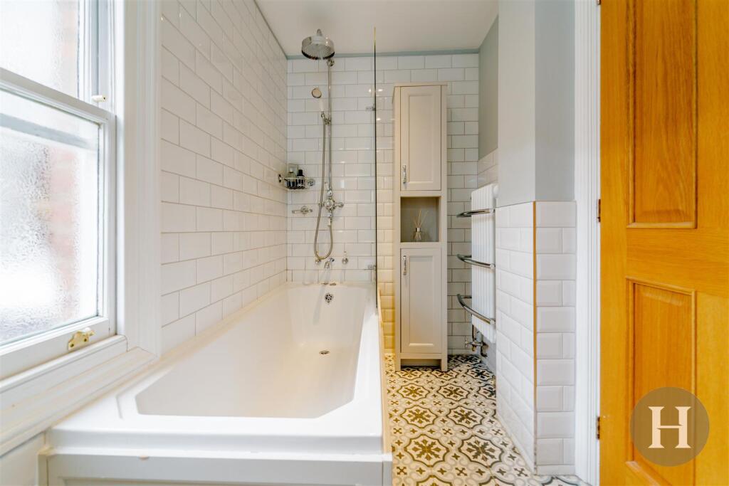 Hadleigh Estate Agents-10.jpg