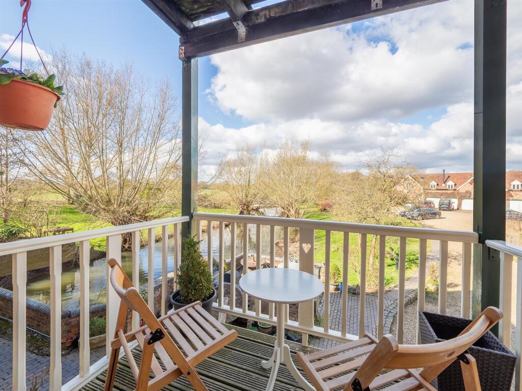balcony/bedroom 1