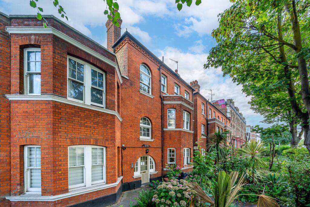 Holloway Road, London