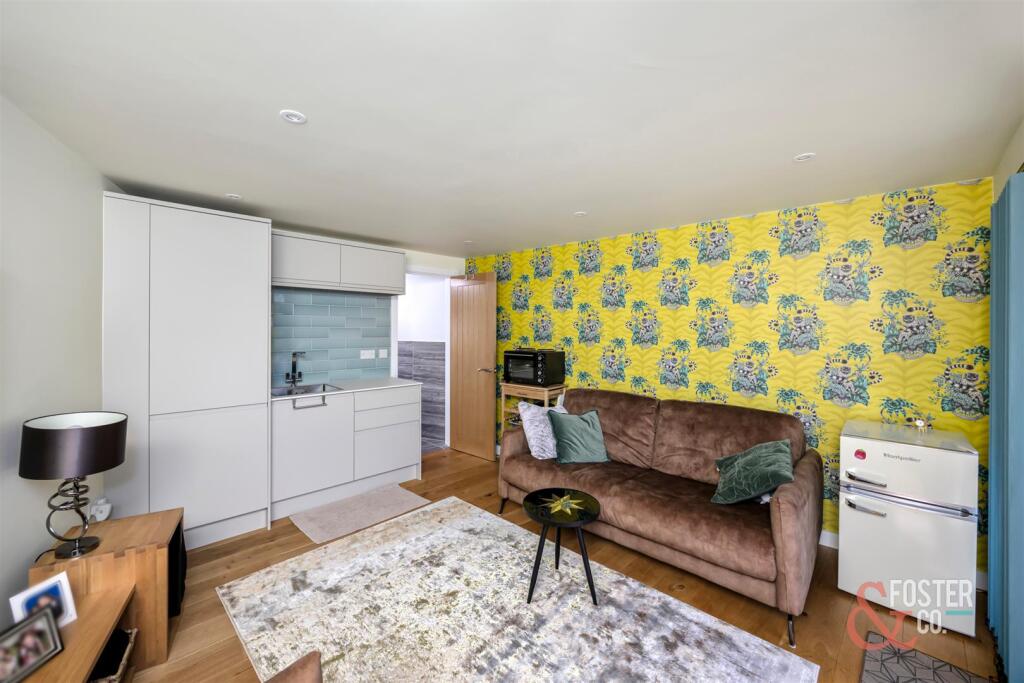 Benett Drive , 59-017.jpg