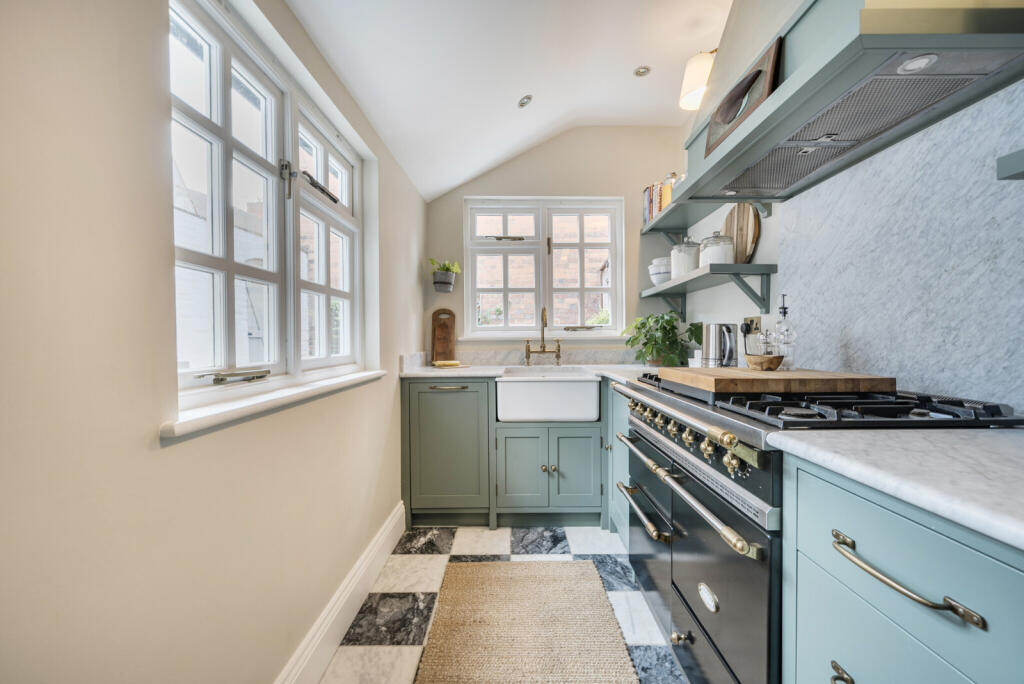 1294945-31-682b4f...