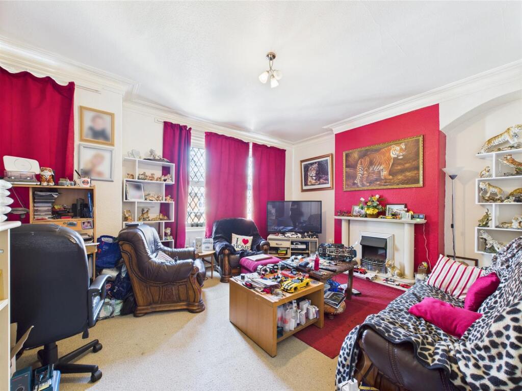 Lounge: