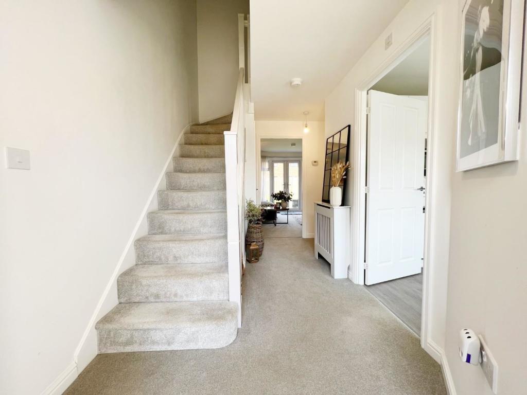 Hallway.jpg