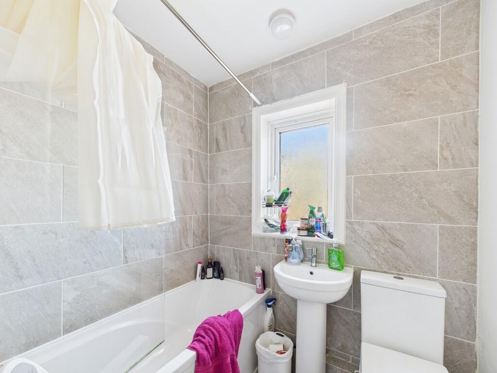 CAM01835G0-PR0306...