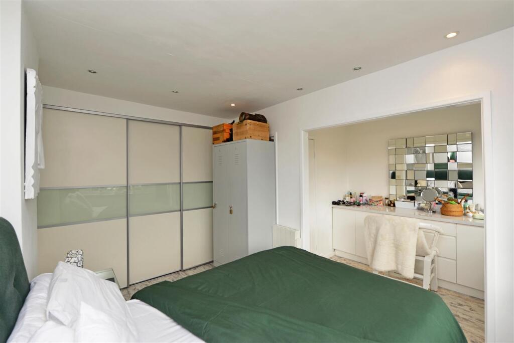 Bedroom One / Three: