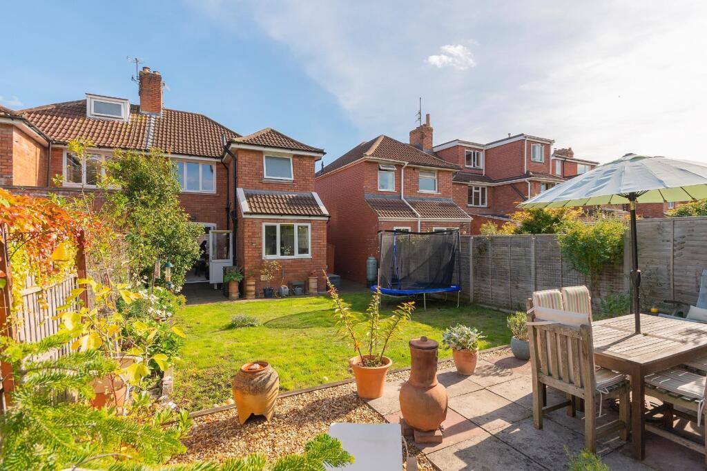 0B7RAN - External F.jpg