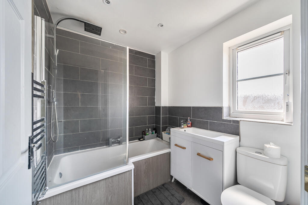 1328273196893a1199e348