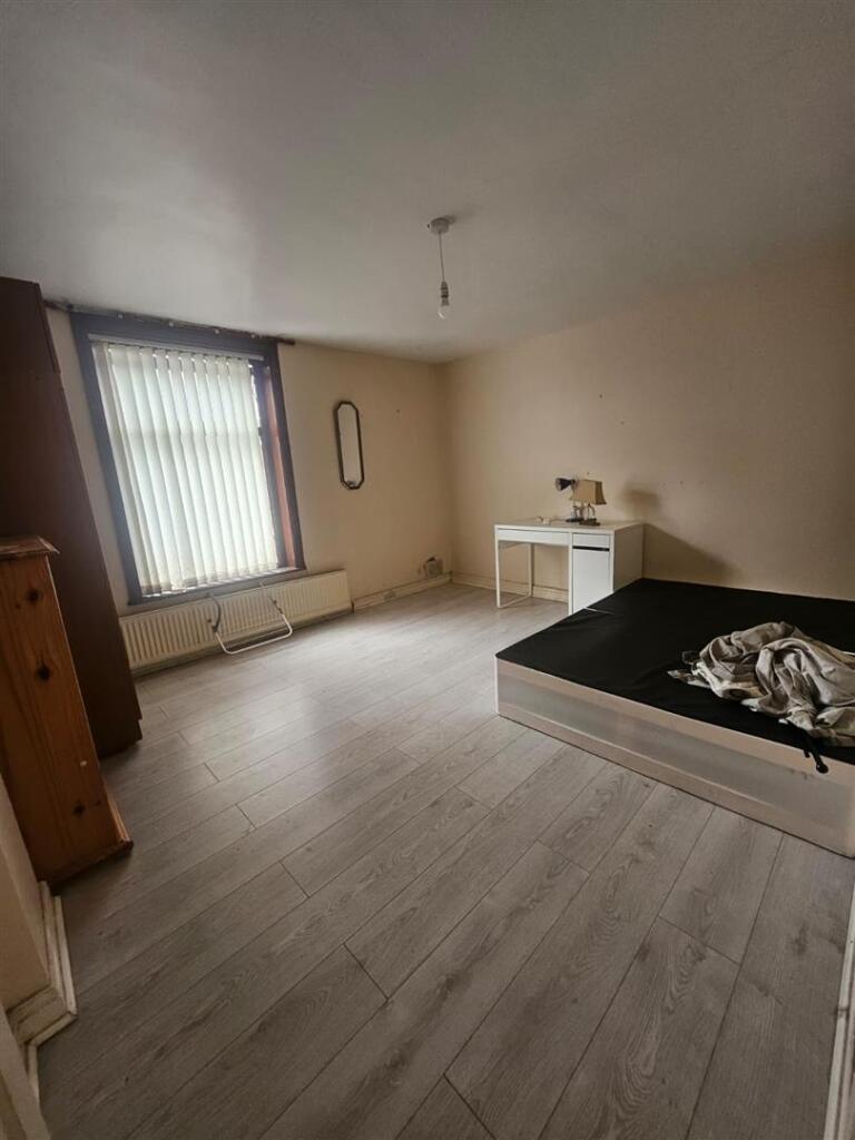 WhatsApp Image 2025-07-22 at 18.34.54 (4).jpeg